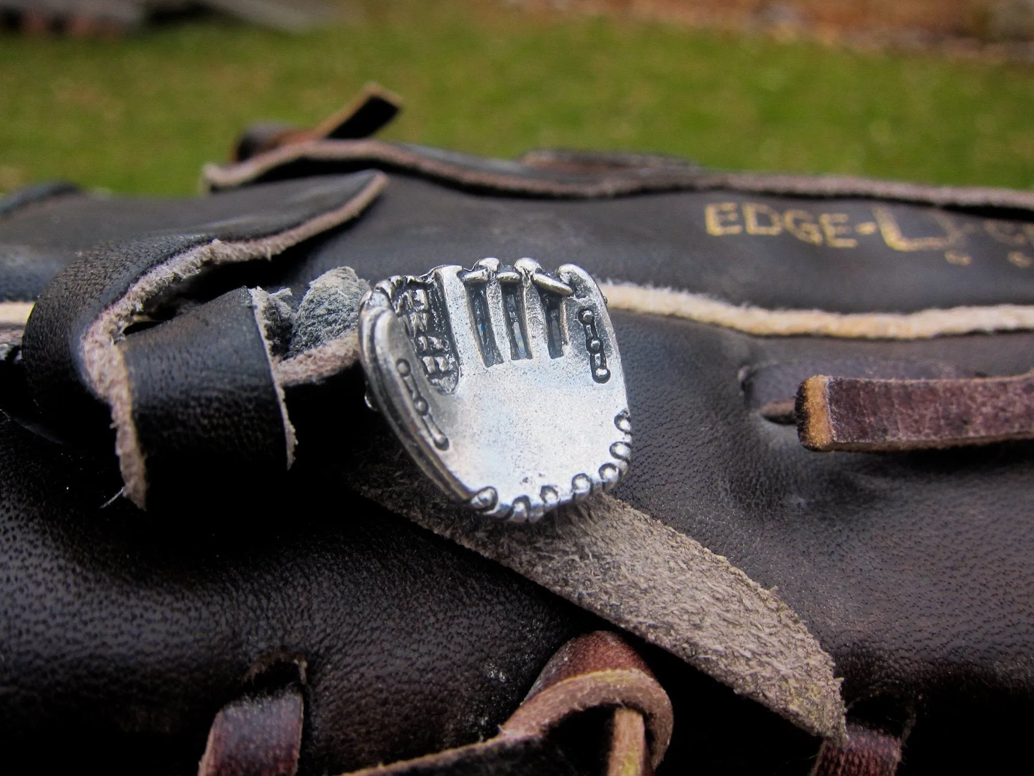 Baseball Glove Lapel Pin