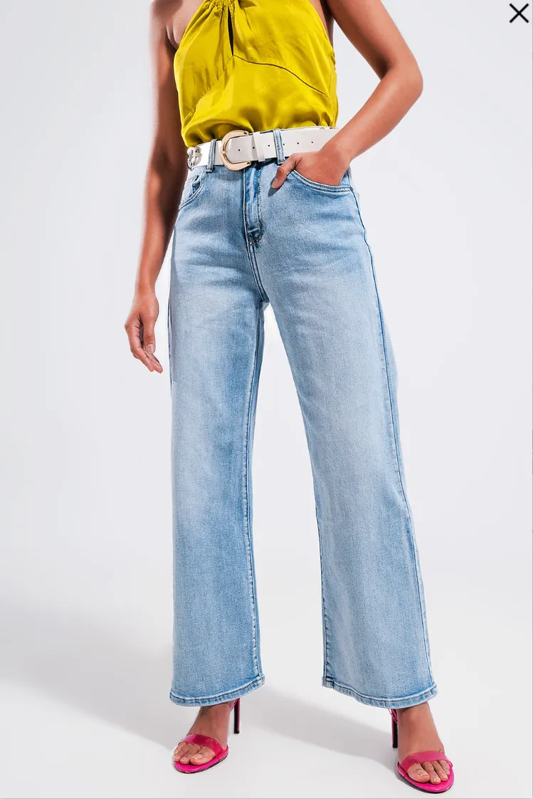 Elena Jeans in Light Wash