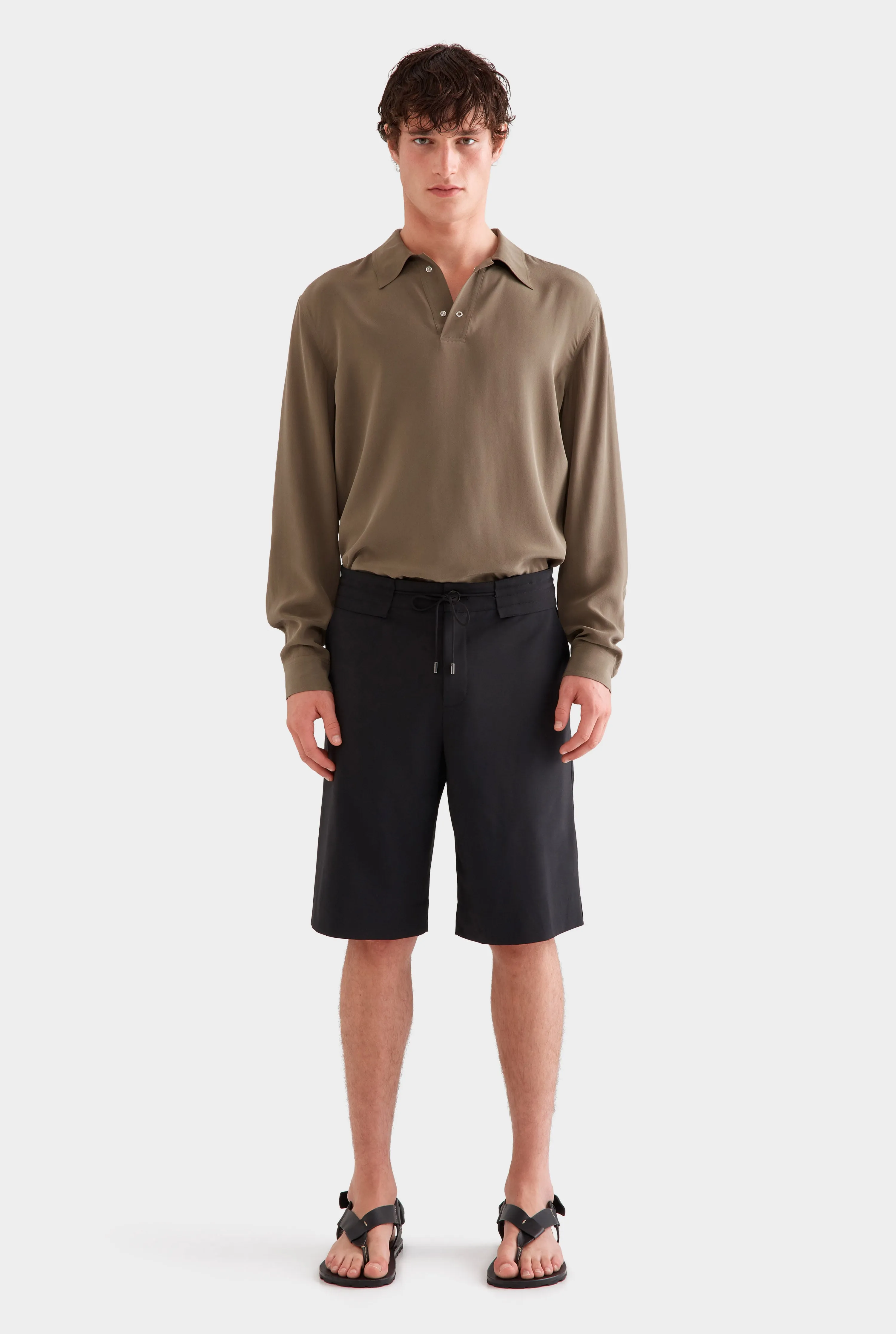 Fixed Waist Wool Short - Black