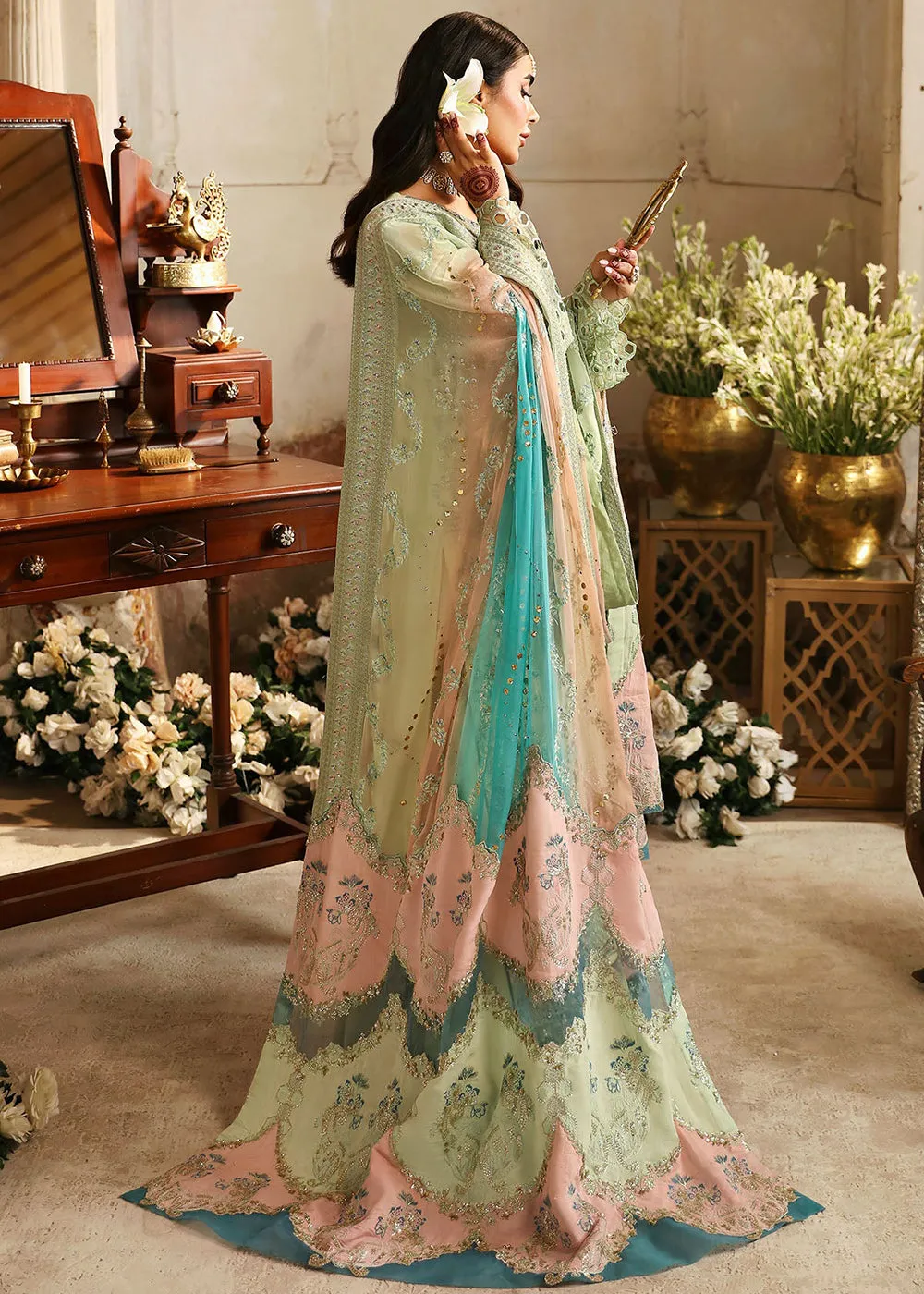 Jhoomro Wedding Luxury Formals '24 by Nureh | NL-67 MAHI-ROO