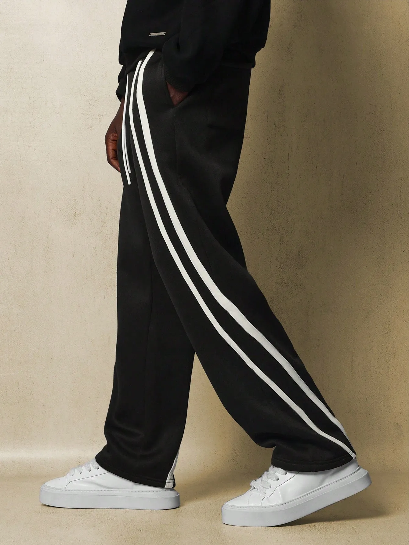 Loose Fit Stripe Sweatpants With Drawcords